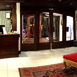 Hotel Corona 3*