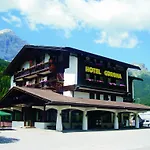 Hotel Corona Hotel 3*