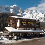 Hotel Corona 3*