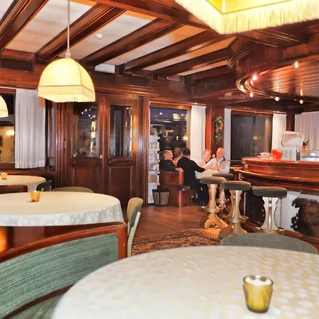 Hotel Corona