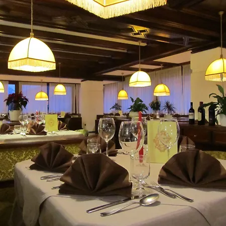 Hotel Corona Hotel 3*