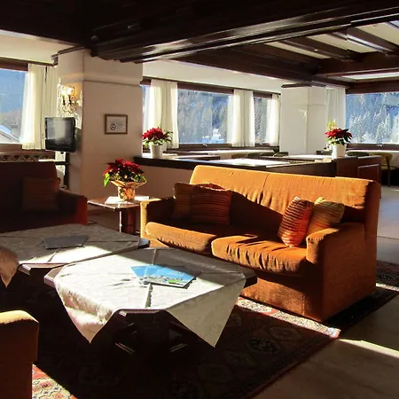 Hotel Corona 3* فال دي زولدو