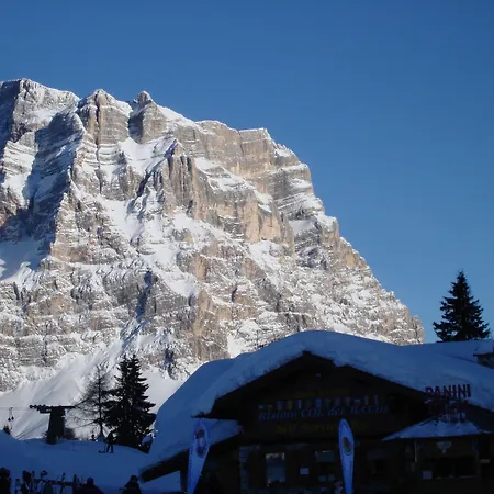 فندق Hotel Corona