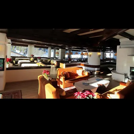 Отель Hotel Corona