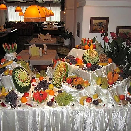 Hotel Hotel Corona 3*