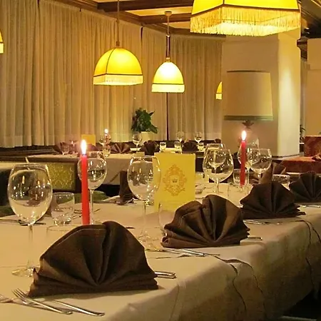 Hotel Corona