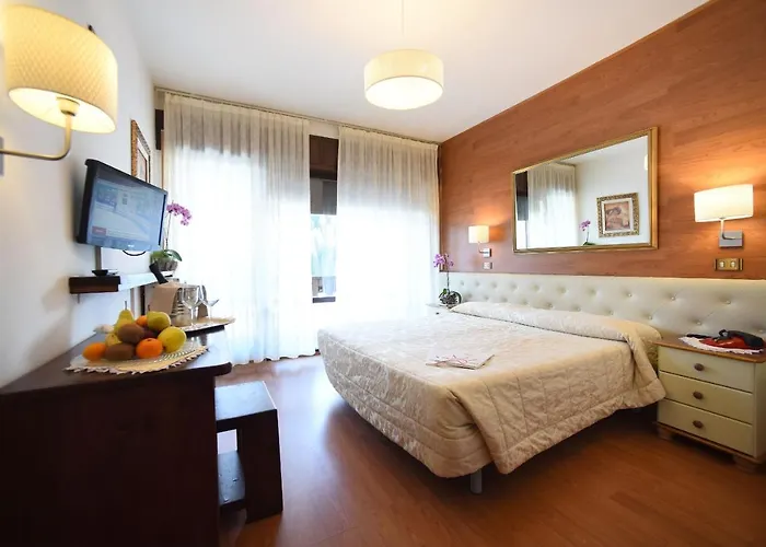 Hotel Corona Hotel