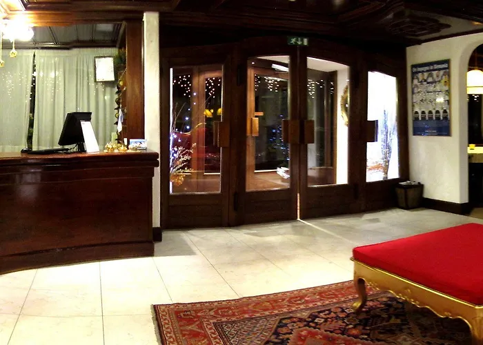 Hotel Corona 3*